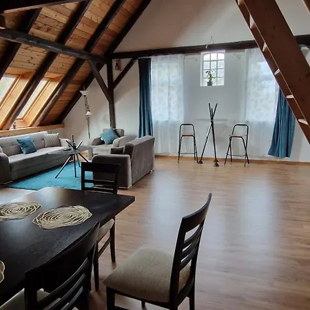 דירה Harlekin-wohnung גארבסן